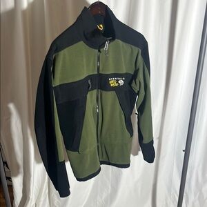 Mountain Hardwear Men's Black and Green Jacket